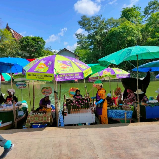 Hatyai Khlong hae floating market