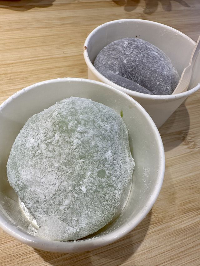 Unique Mochi Skin Ice Cream!! 🤤🍦