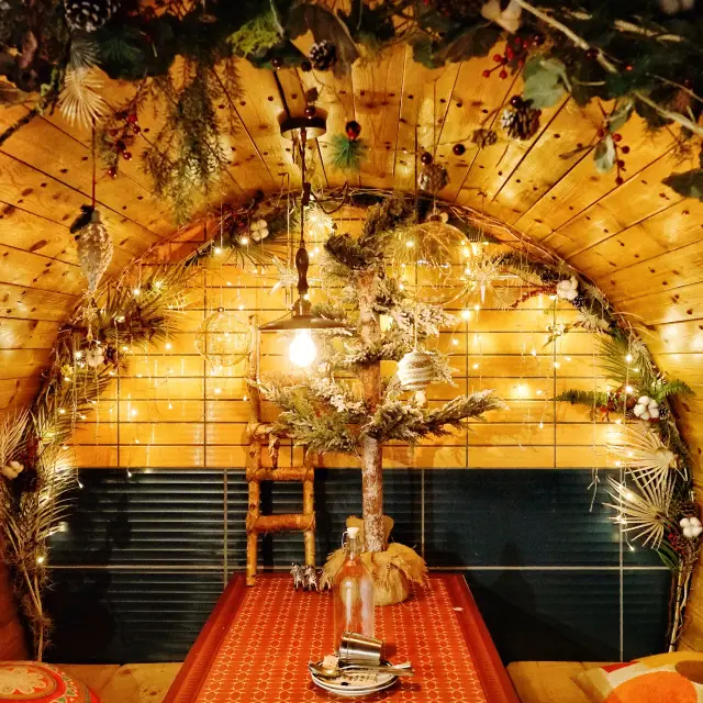 "Forest-themed restaurant in Mong Kok launches Easter afternoon tea."