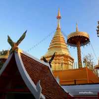 เที่ยวเชียงใหม่ วัดพระธาตุดอยคำ ขอพรหลวงพ่อทันใจ