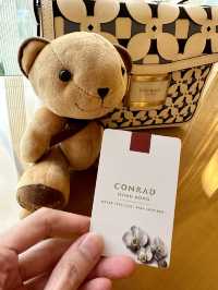 在Conrad Hotel香港港麗酒店為男朋友慶祝生日🎂