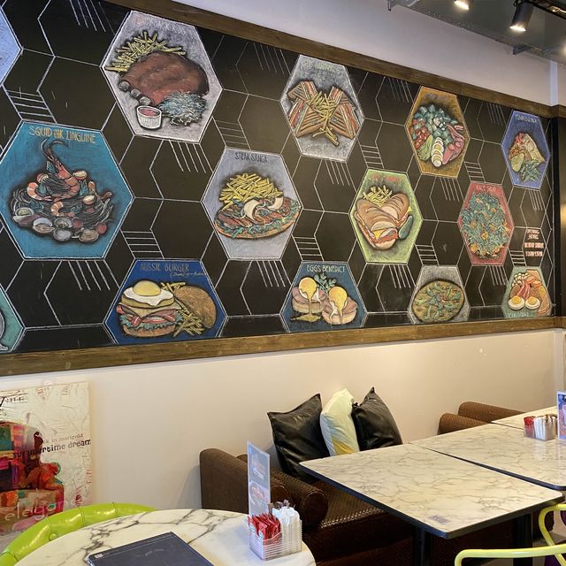 澳門LAX Cafe：超值優惠，蝦醬炸雞排三文治只需$88