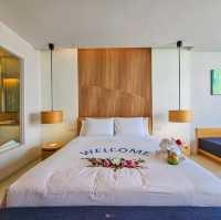 รีสอร์ทหัวหิน สวย เก๋ ติดทะเล สระว่ายน้ำกลางรีสอร์ท