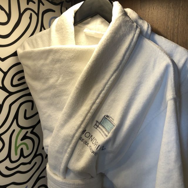 분위기 폼 미쳤다🥰이태원 몬드리안 호텔