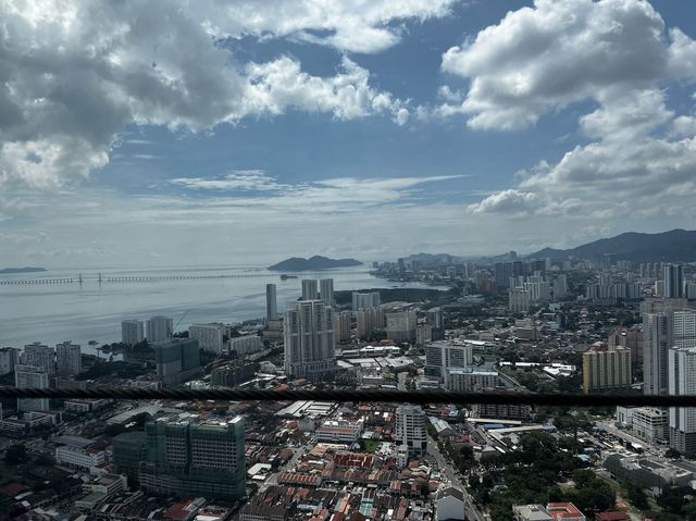 ชวนก๊วนชม Skywalk บนตึกที่สูงที่สุดในเกาะปีนัง