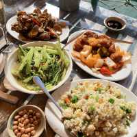 홍콩의 라마섬에서 즐기는 샴페인과 중식요리! Peach Garden Sea Food Restaurant!