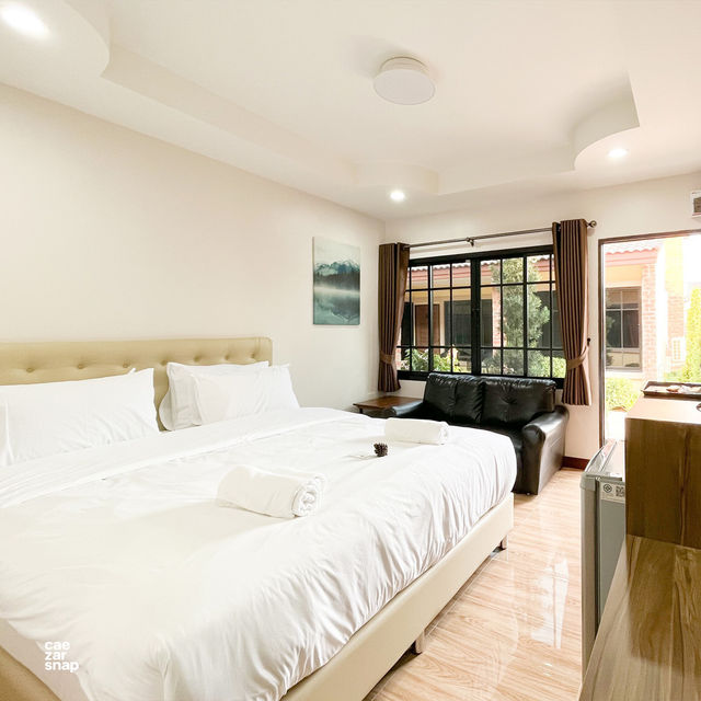 Cottage Pine Rayong Resort & Café 