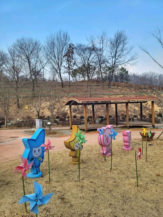 겨울엔 휴식을 봄엔 꽃나들이의 행복을 담는 곳✨️