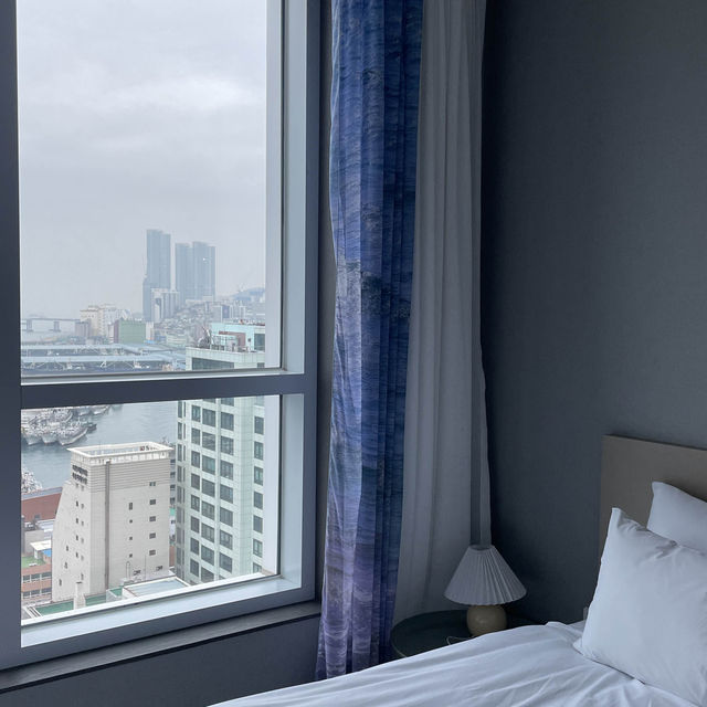 남항대교 오션뷰를 볼수있는 가성비쩌는 래디언트 남포 호텔