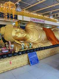 Wat Nong Oo重現佛教神話和泰國民間傳說