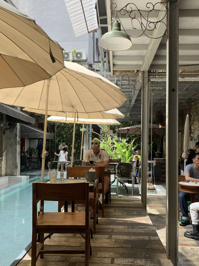 【マレーシア】ブランコがある！？インスタ映えカフェ🇲🇾💦(Kuala Lumpur)
