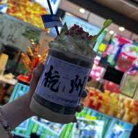 到杭州旅游 一看西湖，二看灵隐