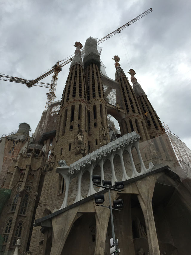 Barcelona & the building that is never complete 