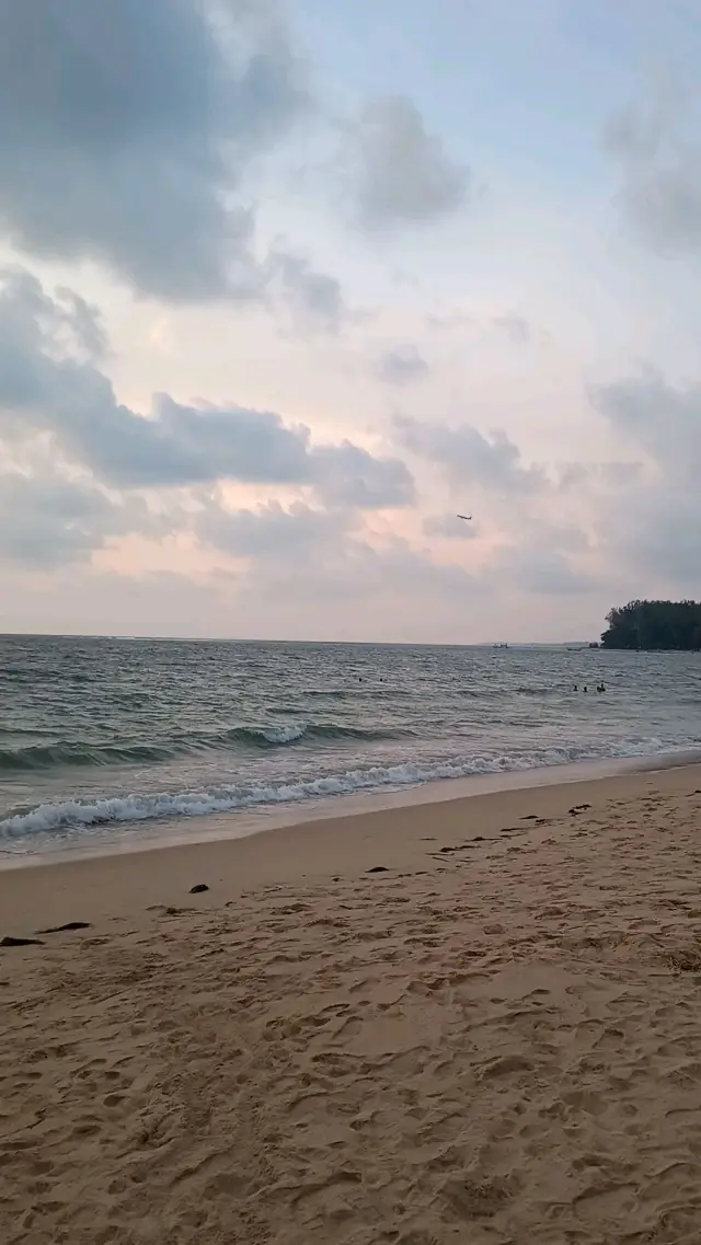 A nice evening from Naiyang beach