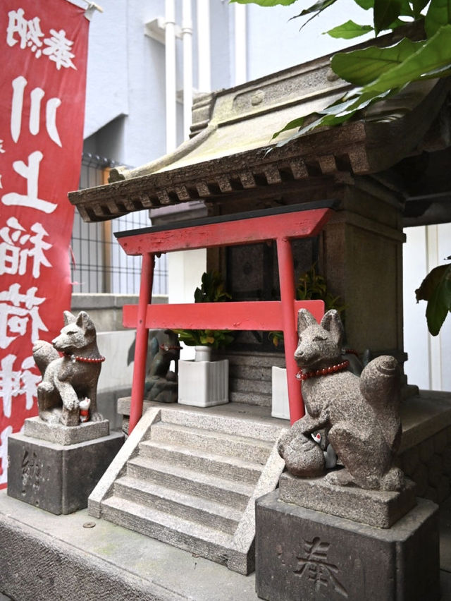 【川上稲荷神社/東京都】ちょっとレトロな風景の神社