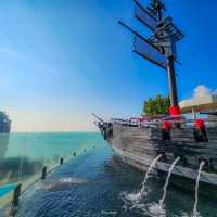 โรงแรมใจกลางเมือง มีสวนน้ำลอยฟ้า
