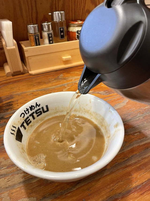 【つけめんTETSU所沢店/埼玉県】魚介系濃厚スープがやみつき