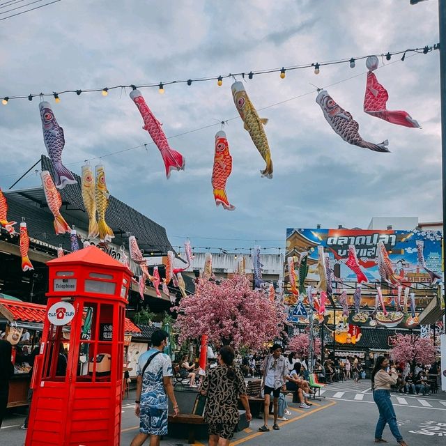 ตลาดปลา บางแสน
