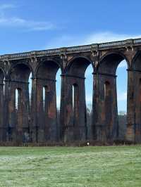 An “infinity” viaduct down South of London