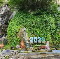 The Marble Mountains : ภูเขาหินอ่อน