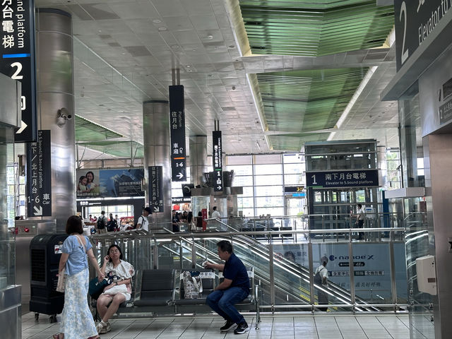 🚄 高鐵桃園站 - 空港の玄関口としての重要な交通ハブ