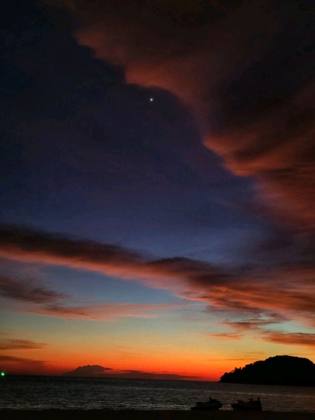 THE BEST SUNSET EVER !