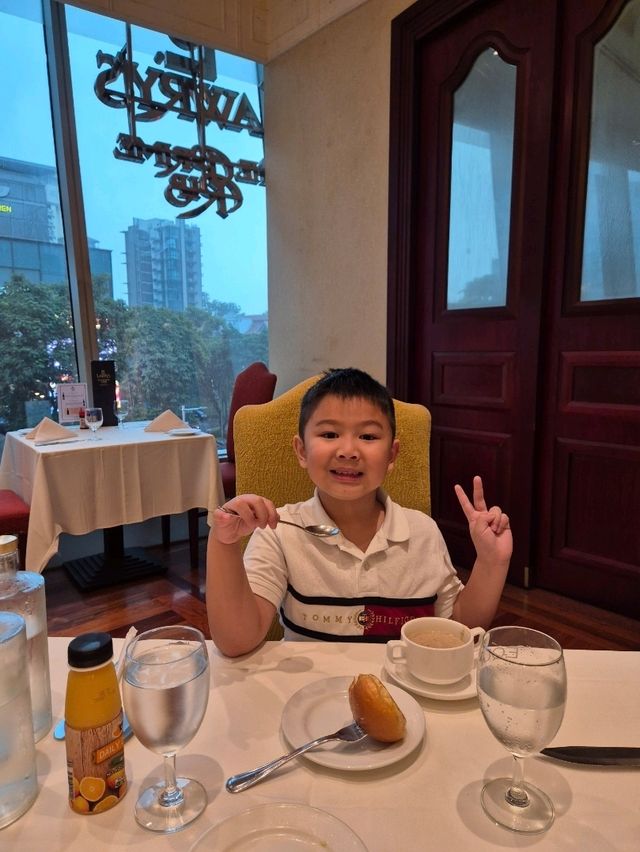 Family Friendly Meal At Lawry's Prime Ribs 🥩
