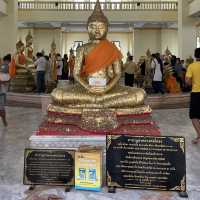 กราบไหว้ขอพร 🙏 หลวงพ่อโสธร