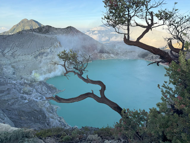 Journey to Mt. ijen: A Sunrise Hike