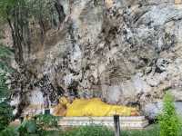 วัดหัวเขา วัดสวยวิวเขาจังหวัดตรัง