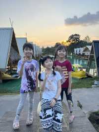 ร้าน kee ree tara ร้านอาหารริมน้ำ
