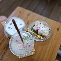 เที่ยวคาเฟ่สวยระยอง ที่ร้าน ญา-จิน-ดม 