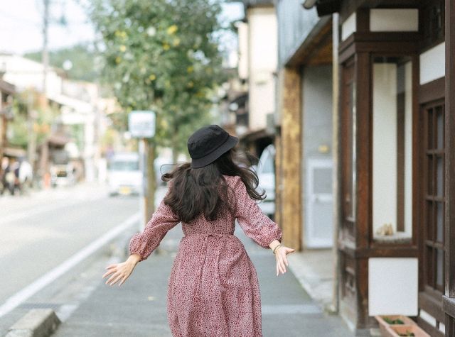 Takayama 
