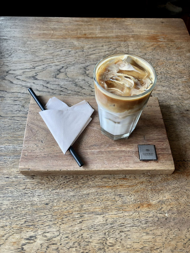 올드타운 근처 카페 찾는다면? 'Gateway Coffee Roaster'🇹🇭