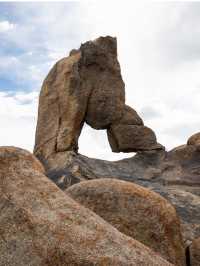 Your Ultimate Weekend Getaway to Alabama Hills, California 
