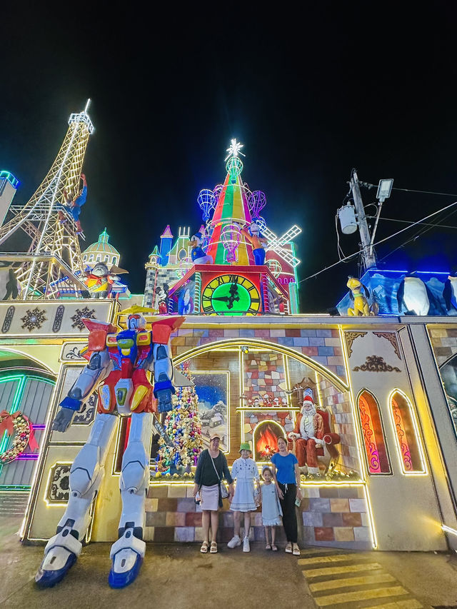 It's Christmas in YoyoLand