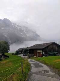 世界最美的山城，前往少女峰必經的仙氣小鎮：格林德瓦 Grindelwald 
