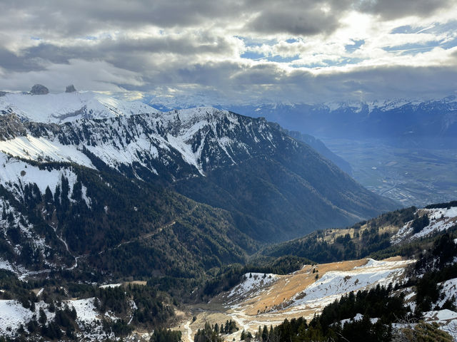 Reach New Heights Hiking Rochers-de-Naye in Montreux, Switzerland
