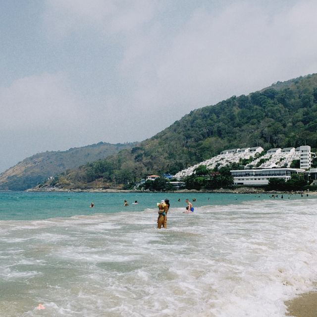 หาดป่าตอง, สุรินทร์, ในหาน ภูเก็ต