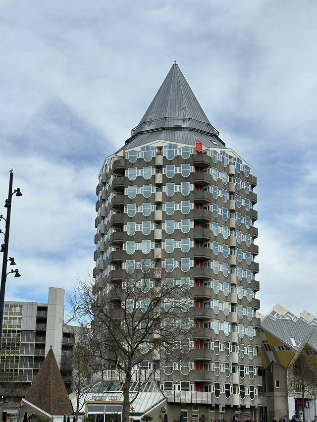 A Perfect Day in Rotterdam: Exploring Iconic Architecture and Art