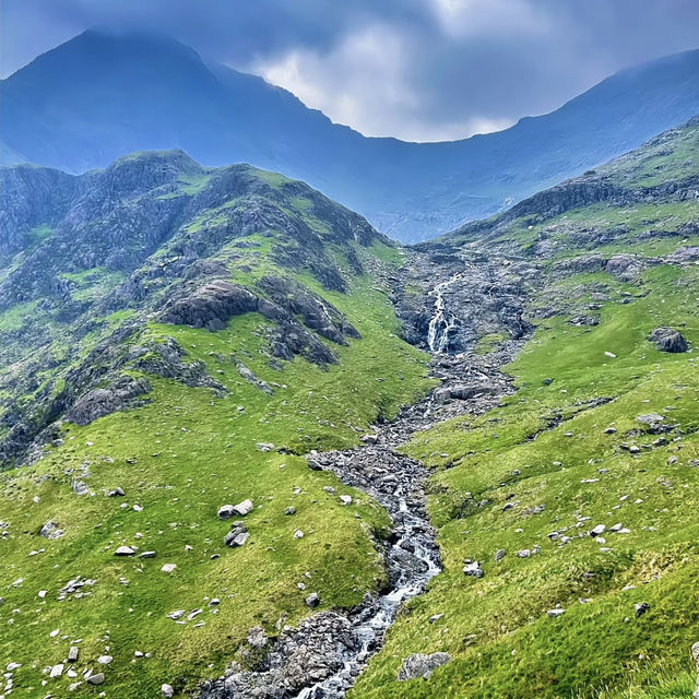Conquering Snowdon: My Thrilling Hike to Wales’ Highest Peak!