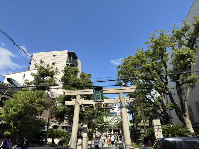難波八阪神社的感動之旅：歷史與靈魂的交融✨