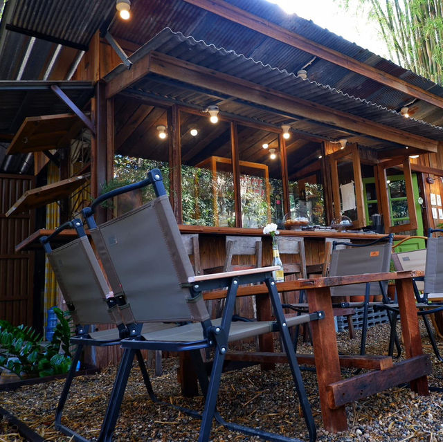 อยู่ป่า -Yoo Pha Bar&Cafe ☕️🌳@CNX, TH