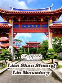 Lian Shan Shuang Lin Monastery in Singapore
