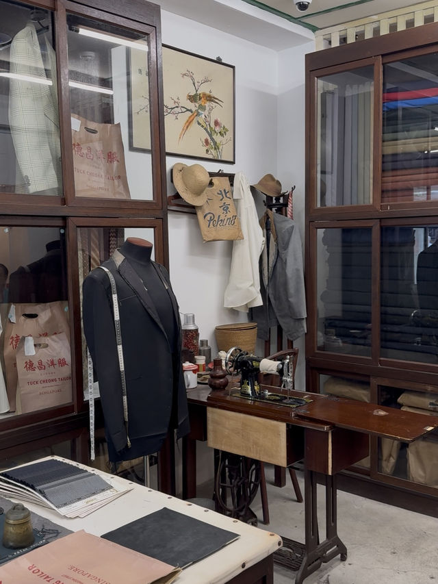 Through the Eyes of the Past: Reliving Chinatown’s Stories, A Journey Through History
