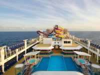 🌟 Barcelona Bliss with Royal Caribbean! 🚢🇪🇸