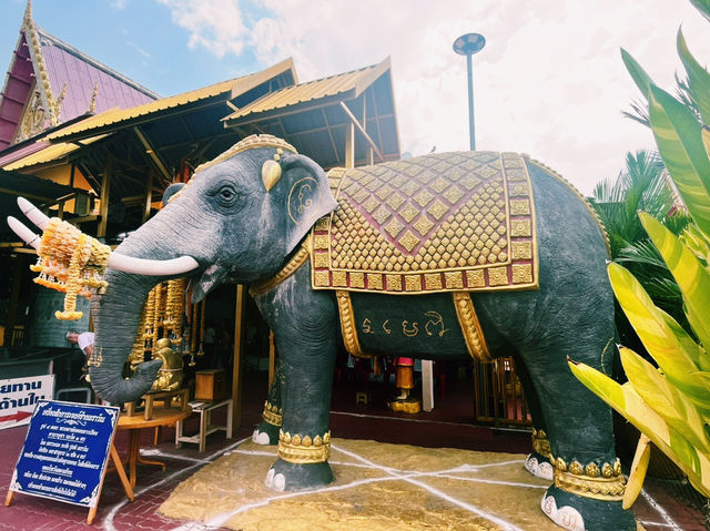 泰國芭堤雅當地著名寺廟推薦：Wat Nong Oo วัดหนองอ้อ，適合拍照打卡遊玩。