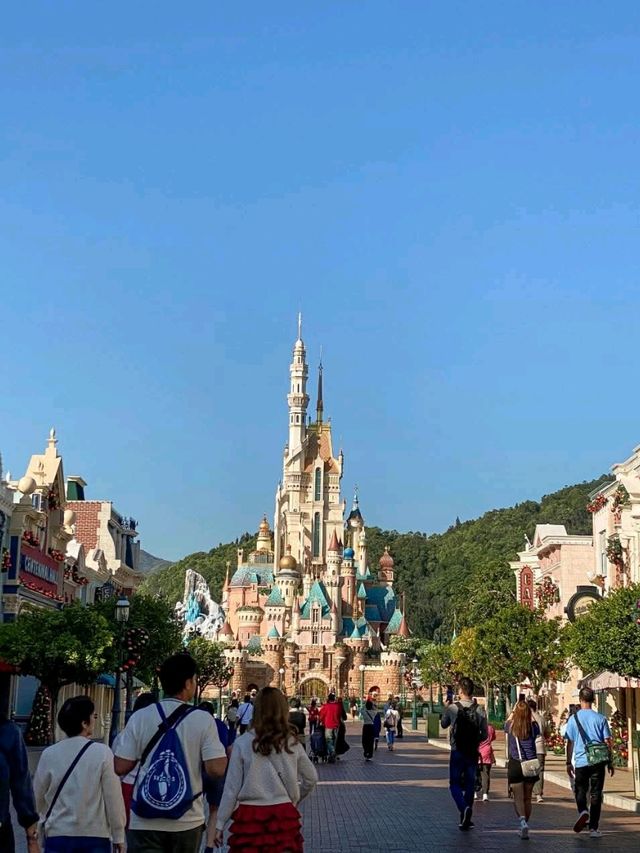  𝗛𝗢𝗡𝗚 𝗞𝗢𝗡𝗚 𝗗𝗜𝗦𝗡𝗘𝗬𝗟𝗔𝗡𝗗🥰🥰