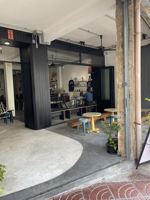 Jeen Coffee Bar (ร้านกาแฟเกร์ๆย่านเยาวราช)