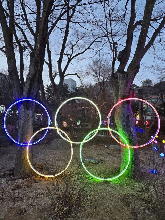 태백산 눈꽃축제가 열린 태백 황지연못🩵